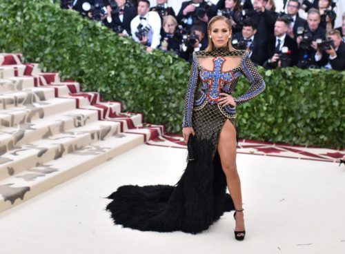 Jennifer Lopez by die Met Gala 2018