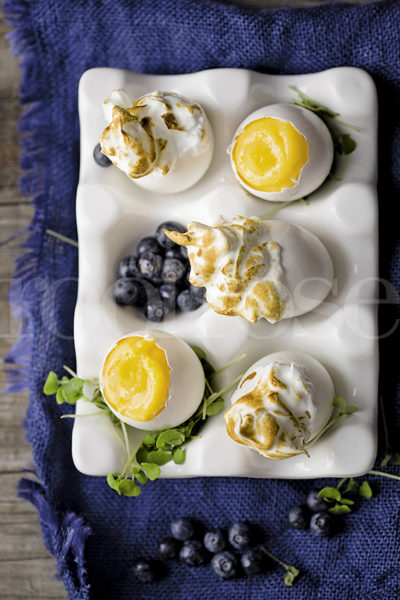 Suurlemoen-meringue-‘eiers’ 