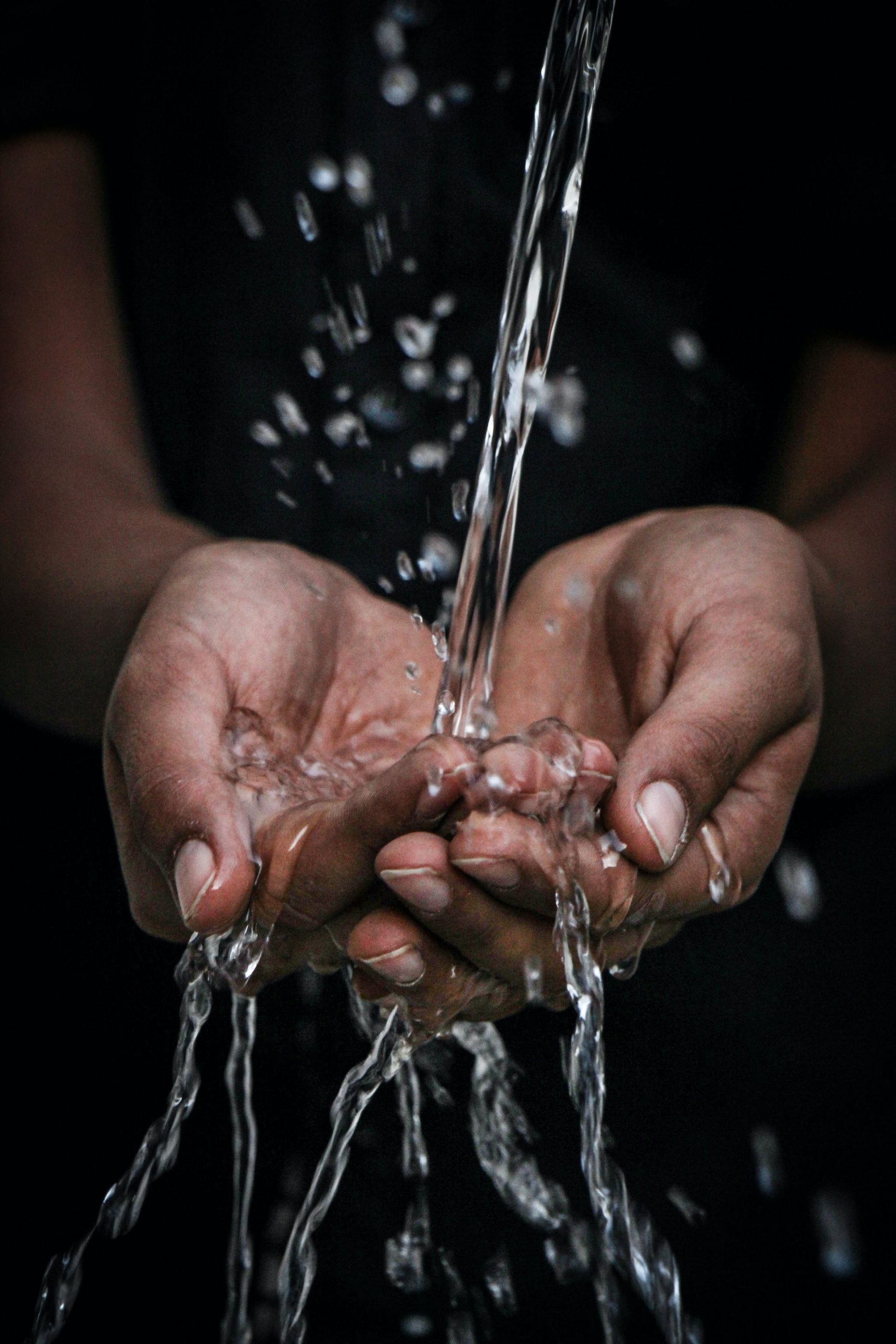 Waterbesparing: Praktiese Raad vir 'n Groener Leefstyl - Hoe om 'n bewusheid van watersparing in die gemeenskap te kweek