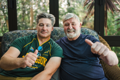  Leon Schuster