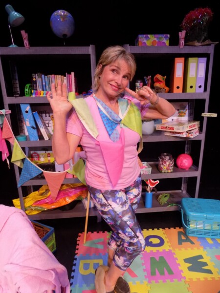 Sue Diepeveen in Ms. B-haved. Foto: Verskaf